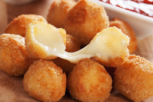 ชีสบอลทอด (Cheese ball Recipe)