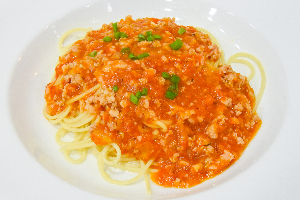 สปาเก็ตตี้ซอสมะเขือเทศ