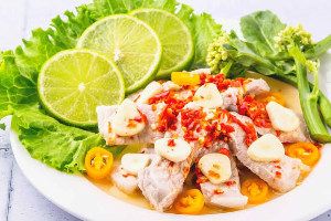 หมูมะนาว(សាច់ជ្រូក ក្រូចឆ្មា)