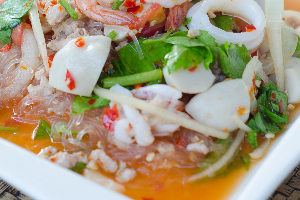 ยำวุ้นเส้นรวมมิตร