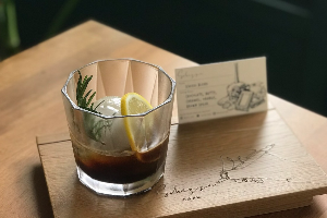 I Virgin on the Rock