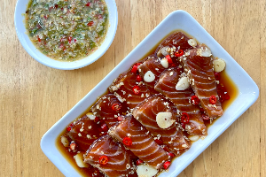 แซลมอนดอง 100 กรัม