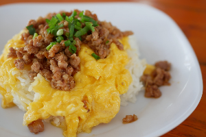 Scrambled Egg with Stir-fried mince pork