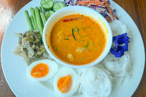 ขนมจีนน้ำยาปู