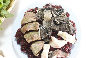 ลาบ ผสม ส้า เนื้อ