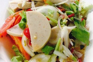 ยำหมูยอ