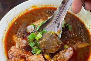 น้ำเงี้ยวเนื้อ