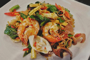 ผัดมาม่าขี้เมา