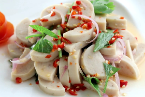 ยำหมูยอ