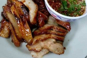 คอหมูย่าง