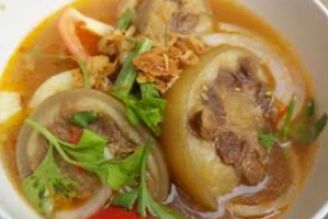 ซุปหางวัว (BEEF TAIL SOUP)