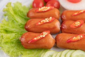 ไส้กรอกแดง