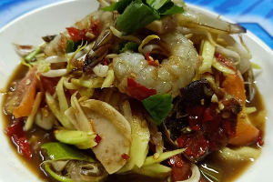 ตำมะม่วงปูปลาร้ากุ้งสด