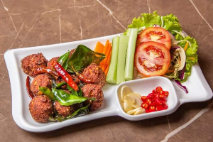 ลาบหมูทอด