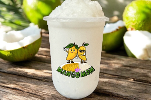Fresh Coconut Smoothie 椰子冰茶