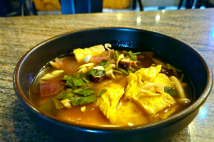 ต้มแซ่บไข่เจียว