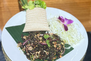เมี่ยงแมลง (Insect Salad)