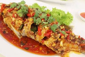 ปลากระพงราดพริก (Fried fish with sweet chili sauce recipe)
