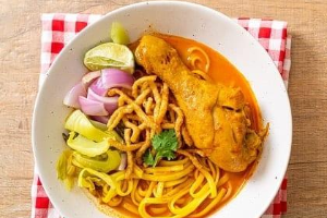 ข้าวซอยเนื้อ