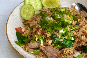 ข้าวผัดรถไฟ