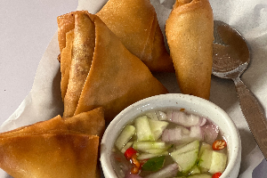 ซาโมซ่าไก่