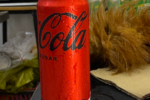 Coco cola no sugar can