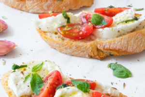 Tomatoes Bruschetta with Mozzarella di Bufala