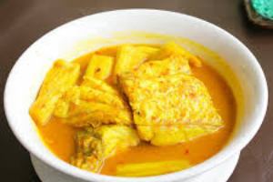 Sour curry with snapper fish and vegetable-แกงส้มปลากระพง