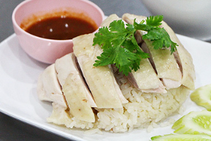 Boiled chicken rice-ข้าวมันไก่ต้ม