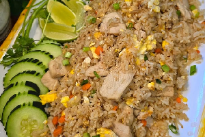 ข้าวผัดหมู