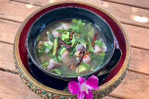 ต้มยำปลาน้ำโขง (Mekong River Fish Tom Yum)