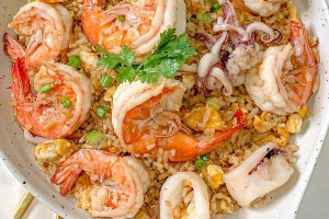 ข้าวผัดทะเล