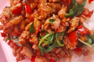 ผัดกระเพราหมูสับ