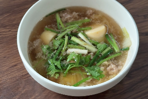 ต้มจืดเต้าหู้หมูสับ