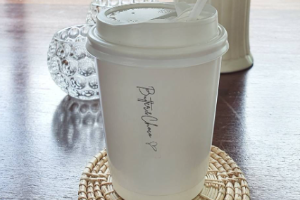 คาราเมลมัคคิอาโต (ร้อน)