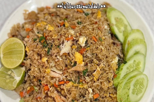 ข้าวผัดปู