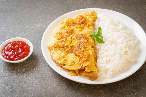 ข้าวไข่เจียว