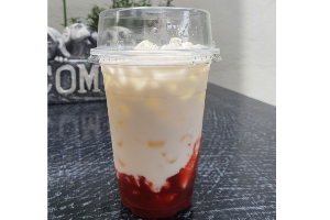 สตอเบอร์รี่นมสด