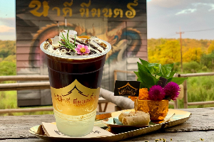 อเมริกาโน่ น้ำช่อดอกมะพร้าว (Americano with Organic Coconut Flower Nectar)