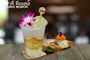 น้ำช่อดอกมะพร้าวมะนาวโซดา (Organic Coconut Flower Nectar with Lemon Soda)