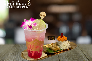 แดงมะนาวโซดา (Lime Sala Syrup Soda)