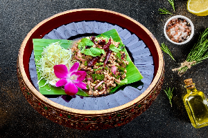 ลาบหมู (Pork Spicy Salad)