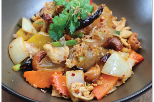 6. Cashew nut flat rice noodles