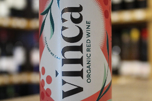 C.9 Vinca Juicy Red Wine
