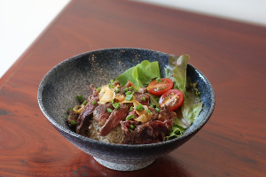 ข้าวผัดแจ่วเนื้อย่าง