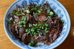 ข้าวหน้าเนื้อ