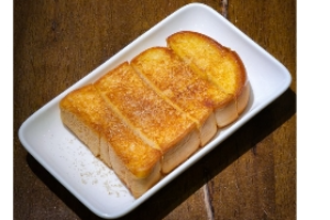 ขนมปังเนย