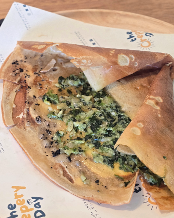 SV. 18 Homemade White Creamed Spinach โฮมเมดผักโขมซอสครีมขาว (อร่อย)