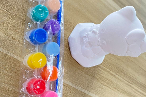 ชุดตุ๊กตาพร้อมสี