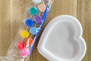 ชุดจานพร้อมสี